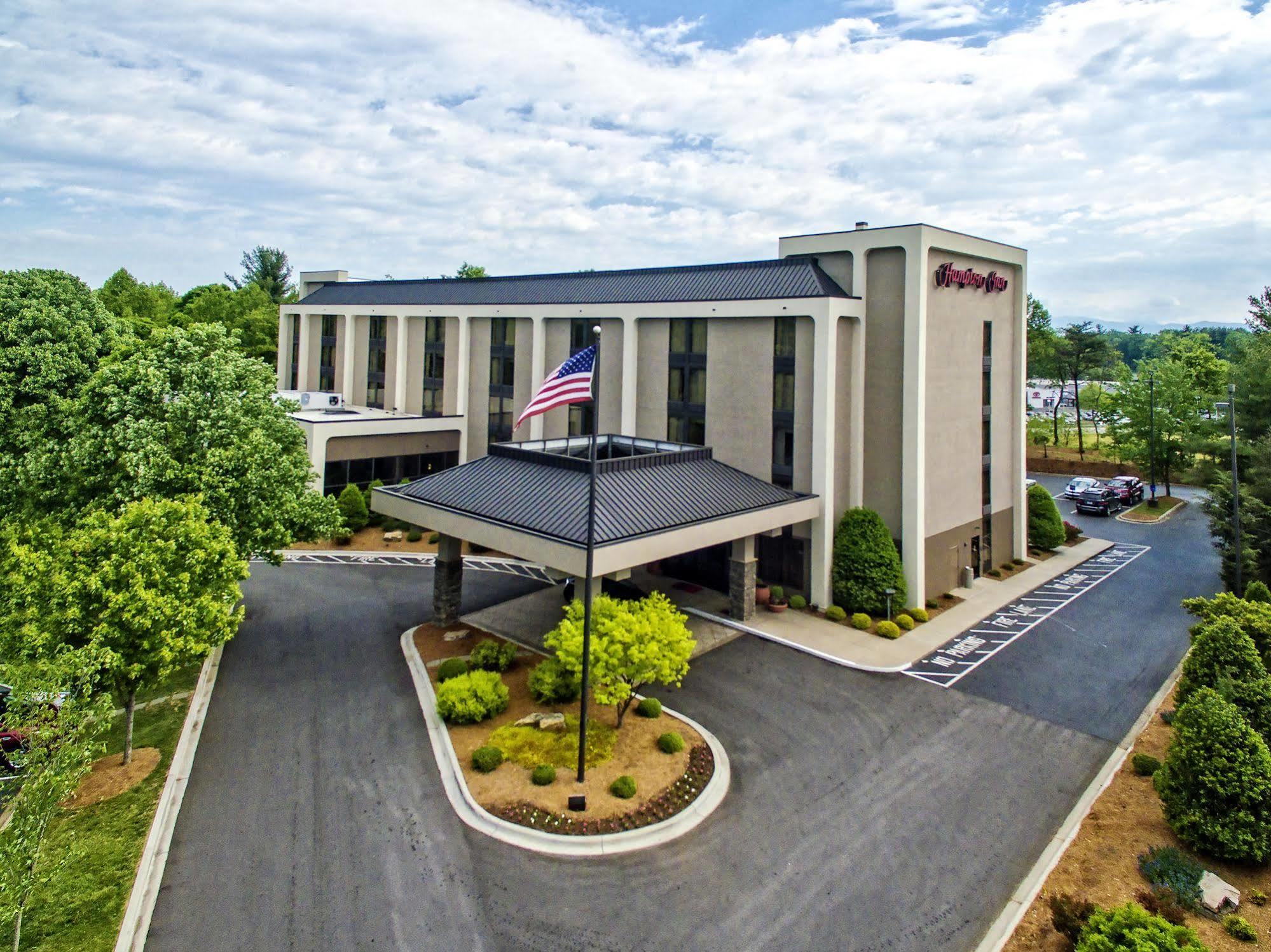 Hampton Inn Asheville - Biltmore Area Dış mekan fotoğraf