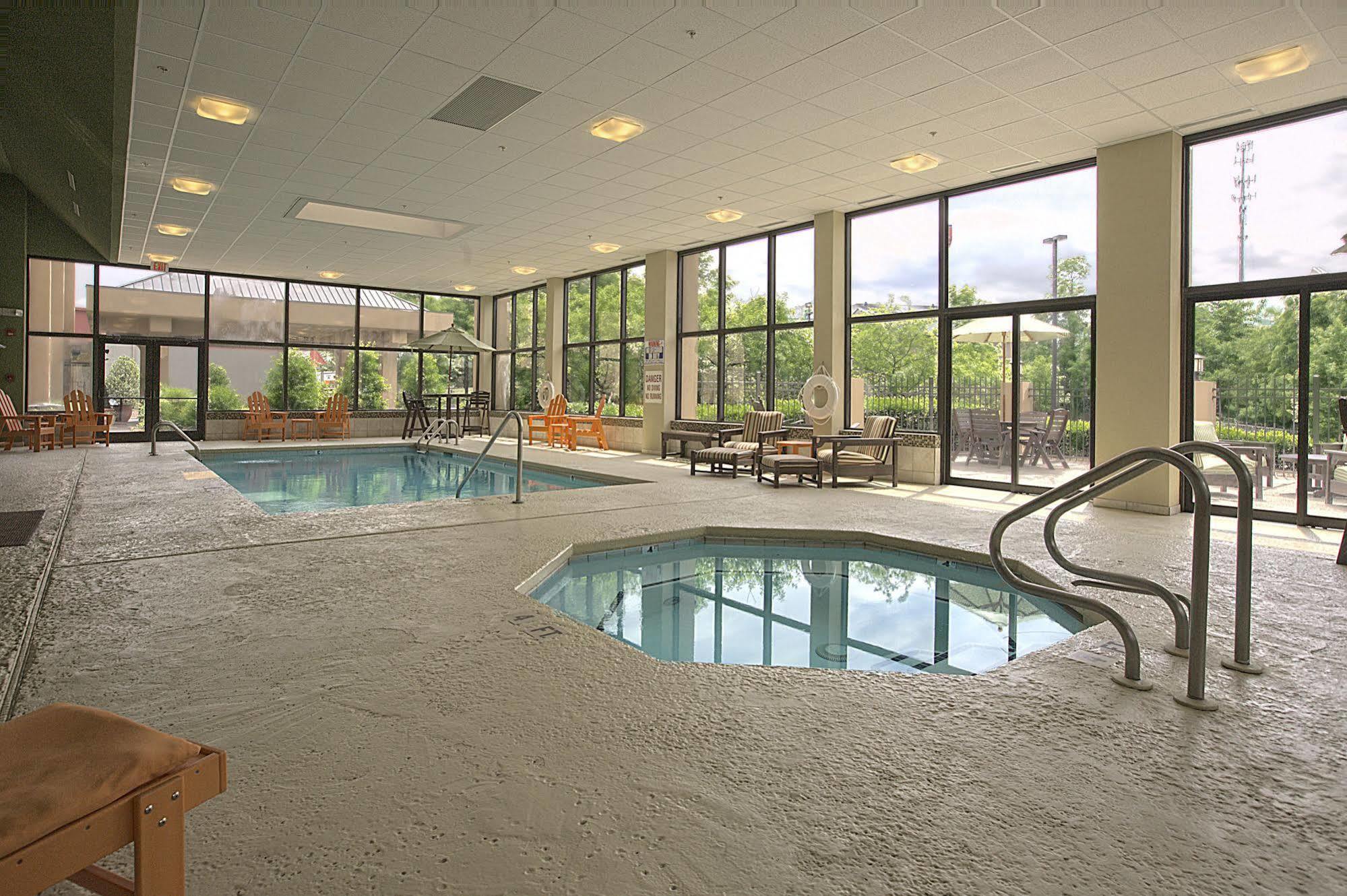 Hampton Inn Asheville - Biltmore Area Dış mekan fotoğraf
